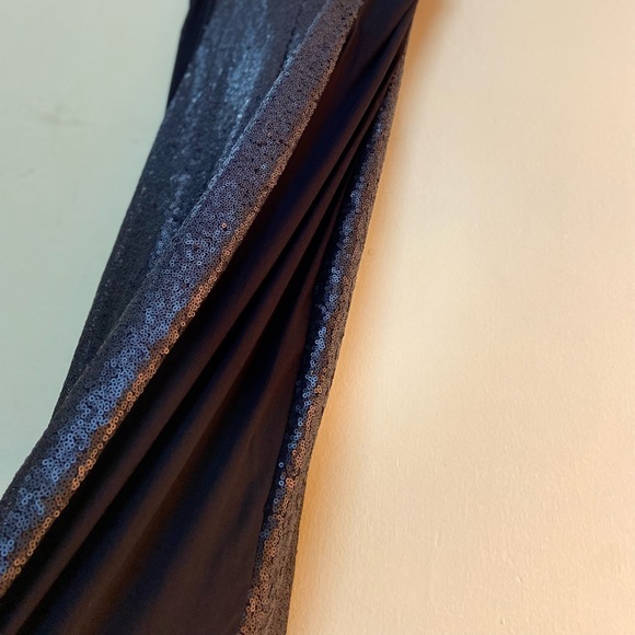 Prettylittlething king Dress.Size - Fit M - Picture 11 of 16